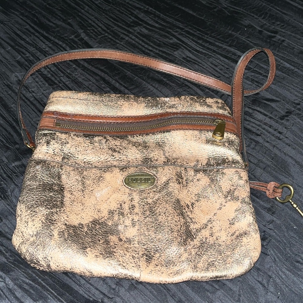 Fossil Leather Metallic Gold Distressed Shoulder Bag Handbag Crossbody Purse